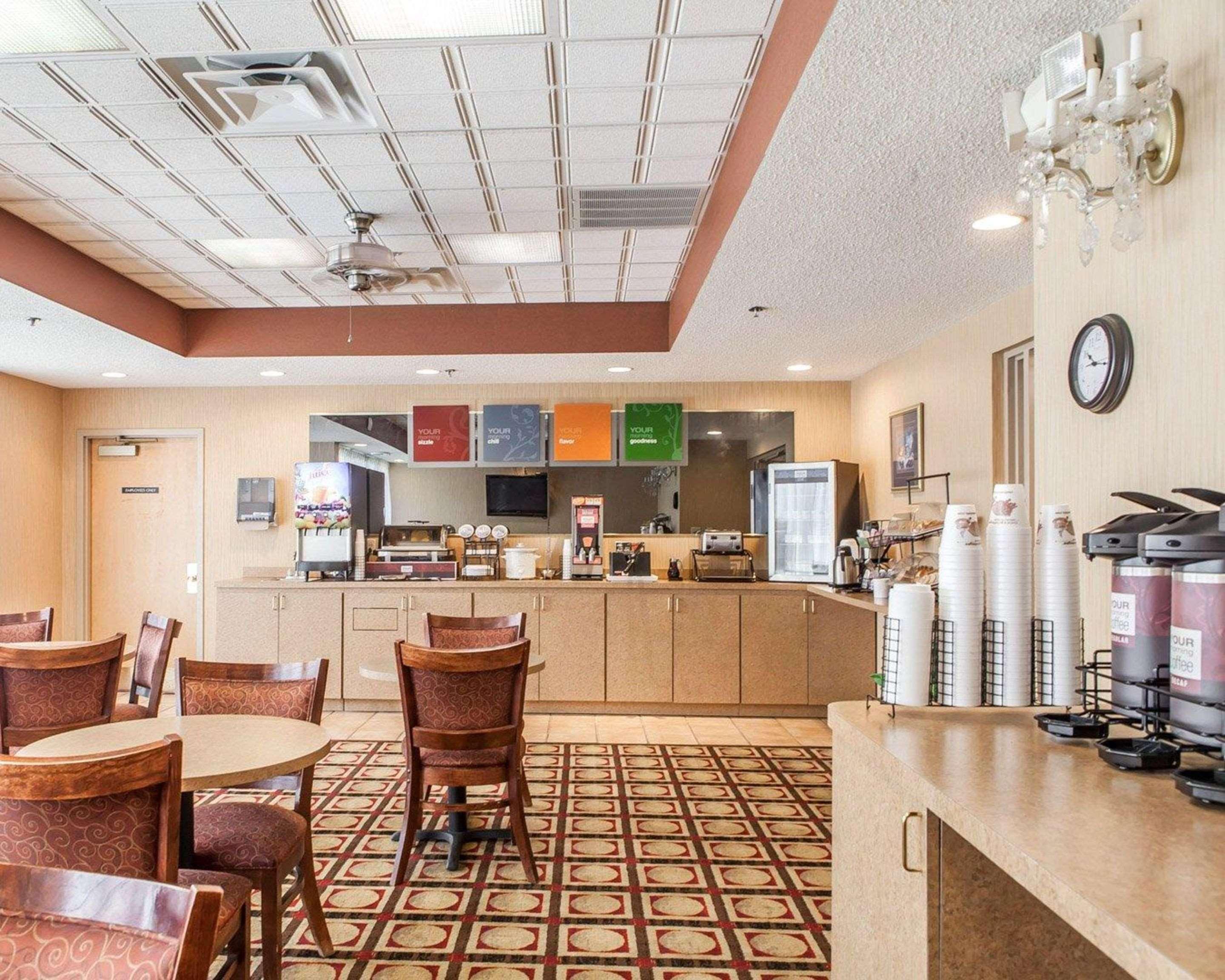 Econo Lodge نيوبورت المظهر الخارجي الصورة