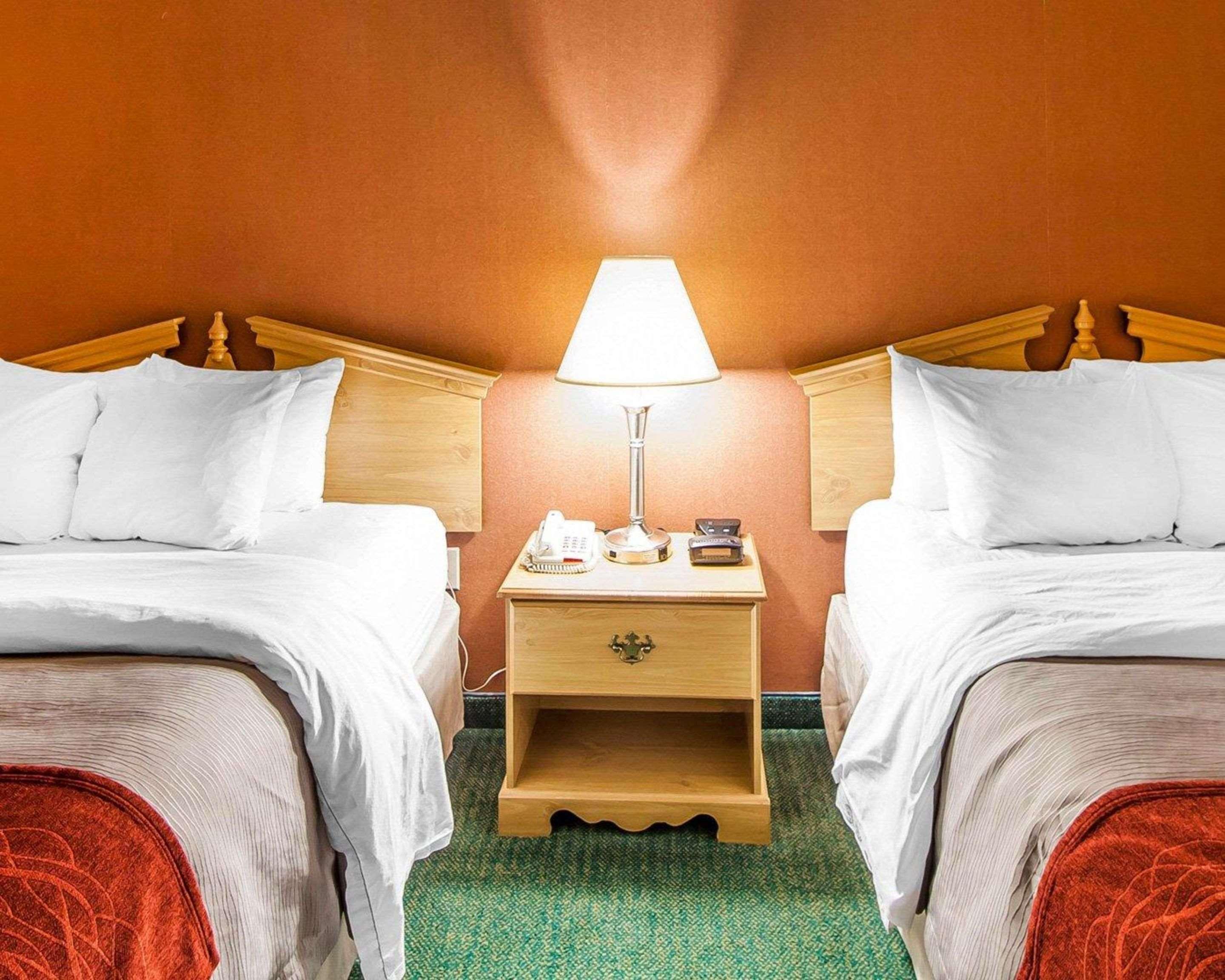 Econo Lodge نيوبورت المظهر الخارجي الصورة