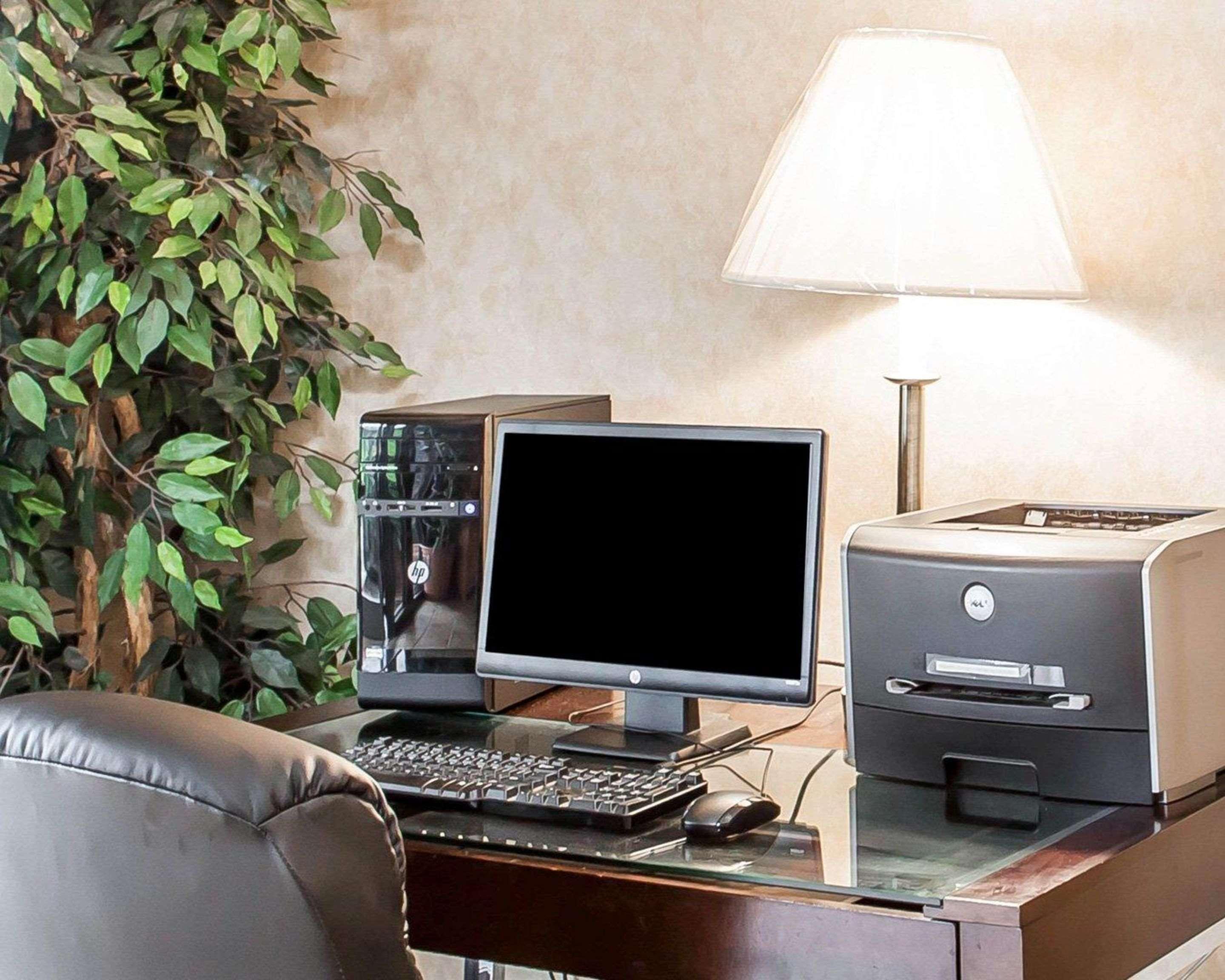 Econo Lodge نيوبورت المظهر الخارجي الصورة