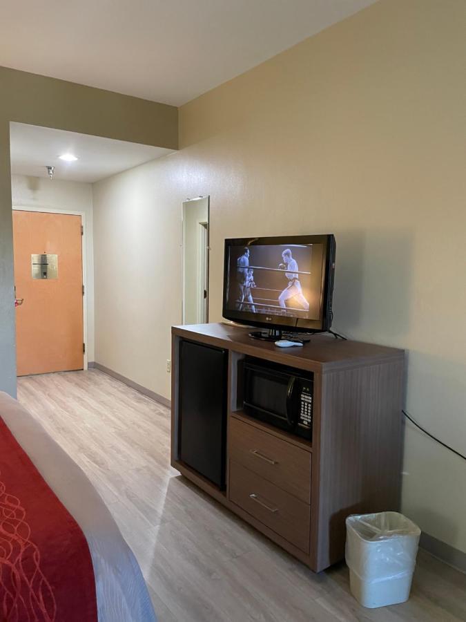 Econo Lodge نيوبورت المظهر الخارجي الصورة