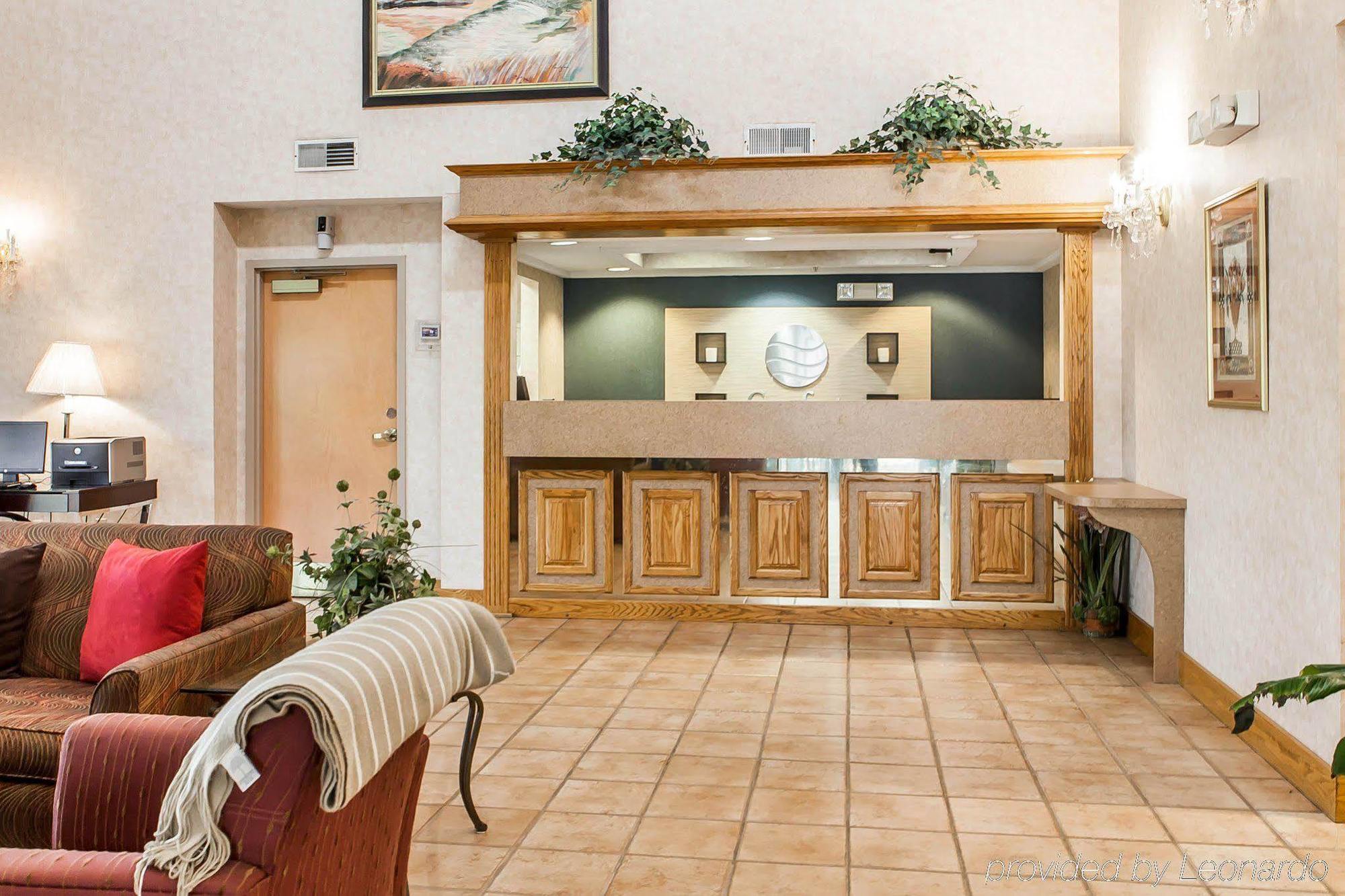 Econo Lodge نيوبورت المظهر الخارجي الصورة