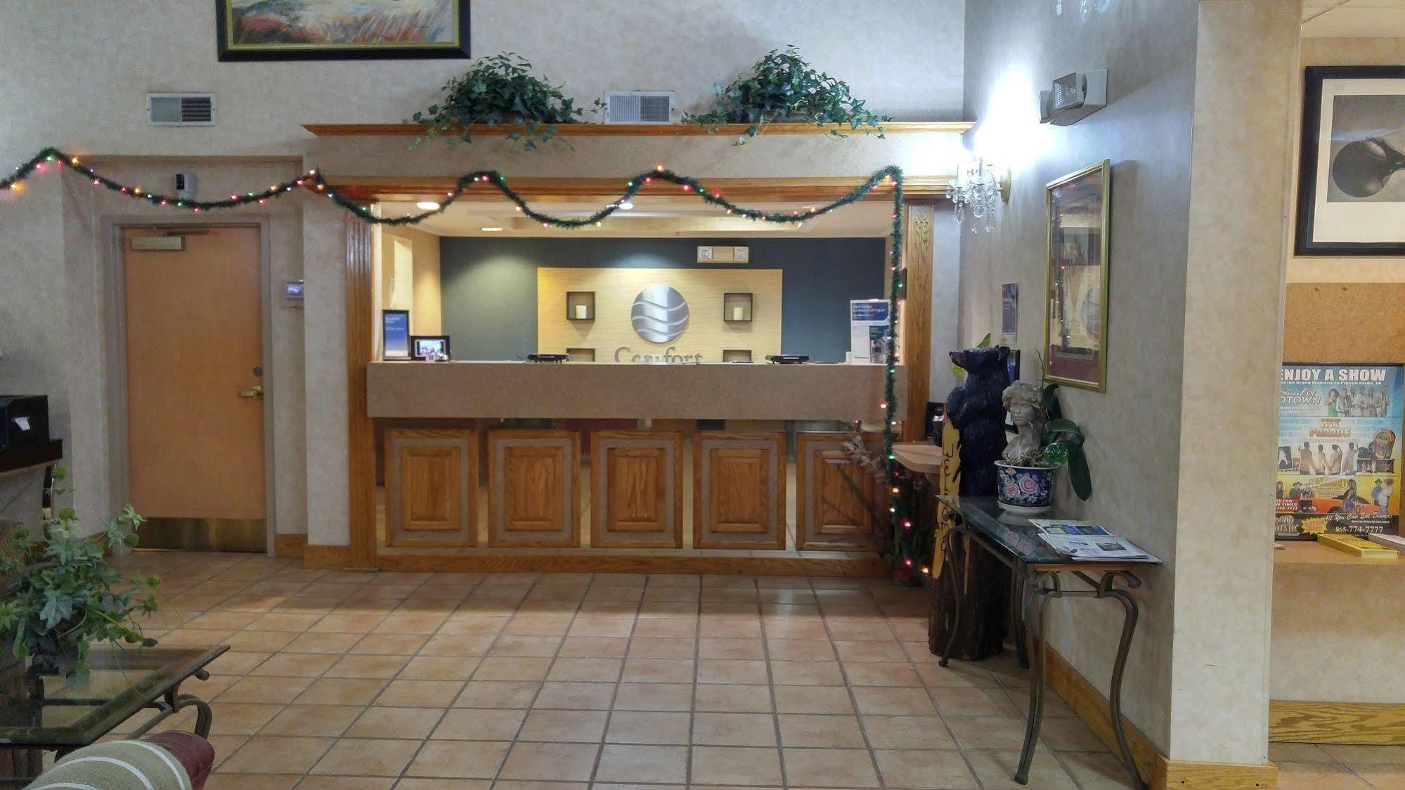 Econo Lodge نيوبورت المظهر الخارجي الصورة