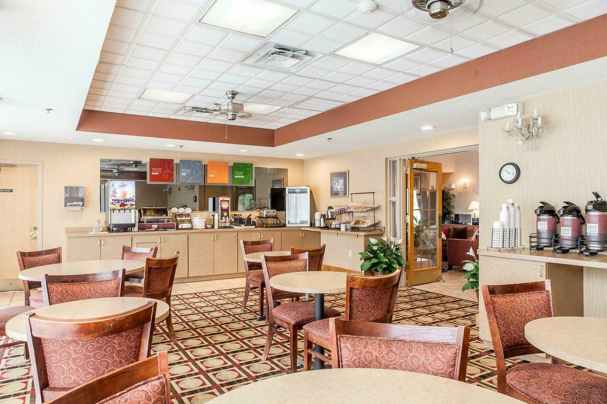 Econo Lodge نيوبورت المظهر الخارجي الصورة
